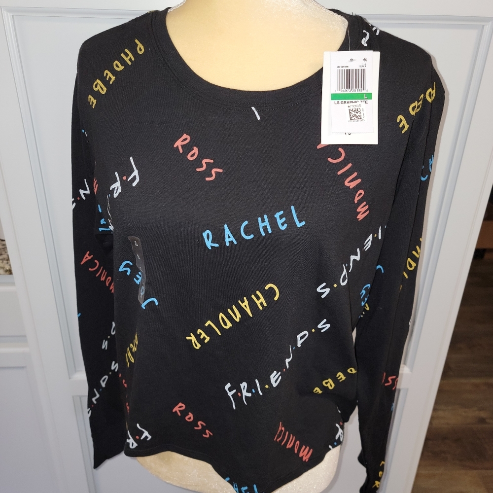 FRIENDS Love Tribe Size Juniors Large Black Long Sleeve Tee Rachel Phoebe Ross